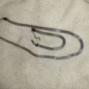 Necklace bracelet combo